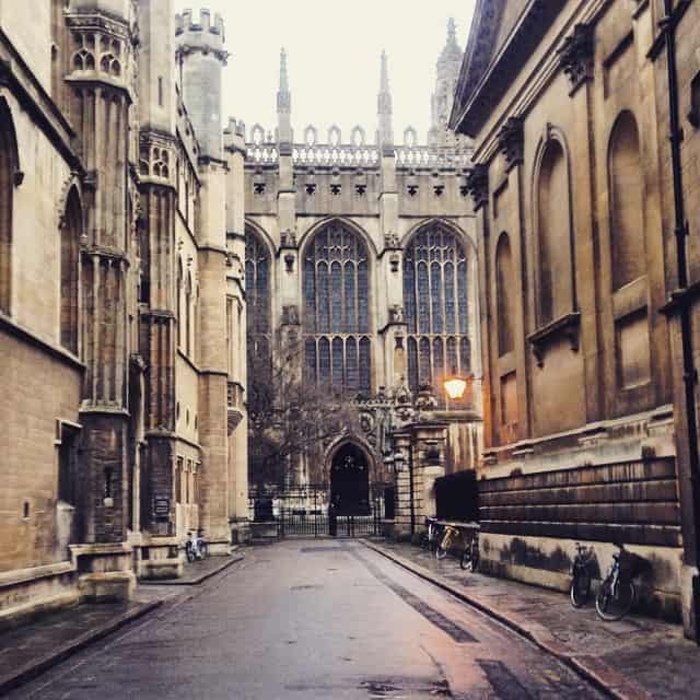 cambridge uniwersytet