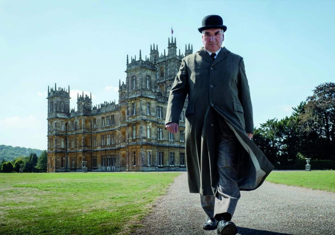 4127_D006_00013-00014_R_COMPJim Carter stars as Charles Carson in DOWNTON ABBEY, a Focus Features release.
Credit:  Jaap Buitendijk / Focus Features