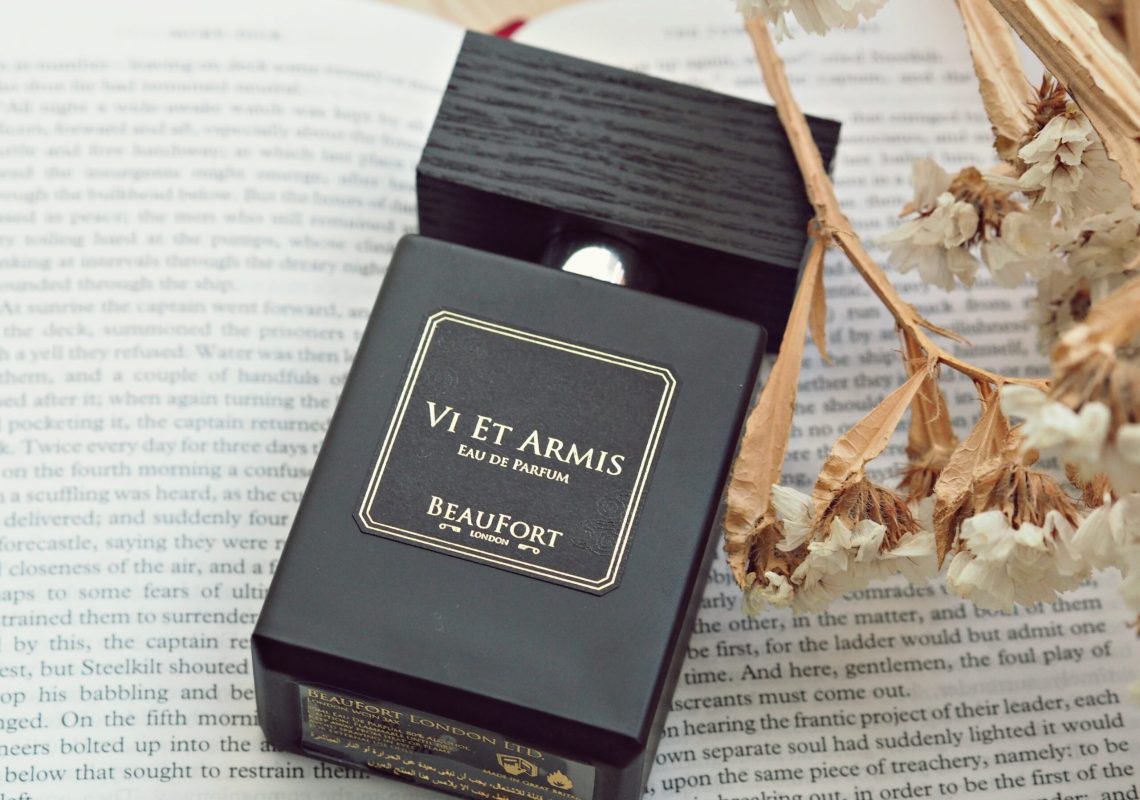 Vi et Armis perfumy